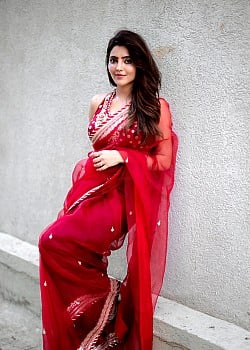 Athulya Ravi image 3 of 4