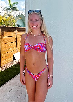 Aubree Mackay image 2 of 4