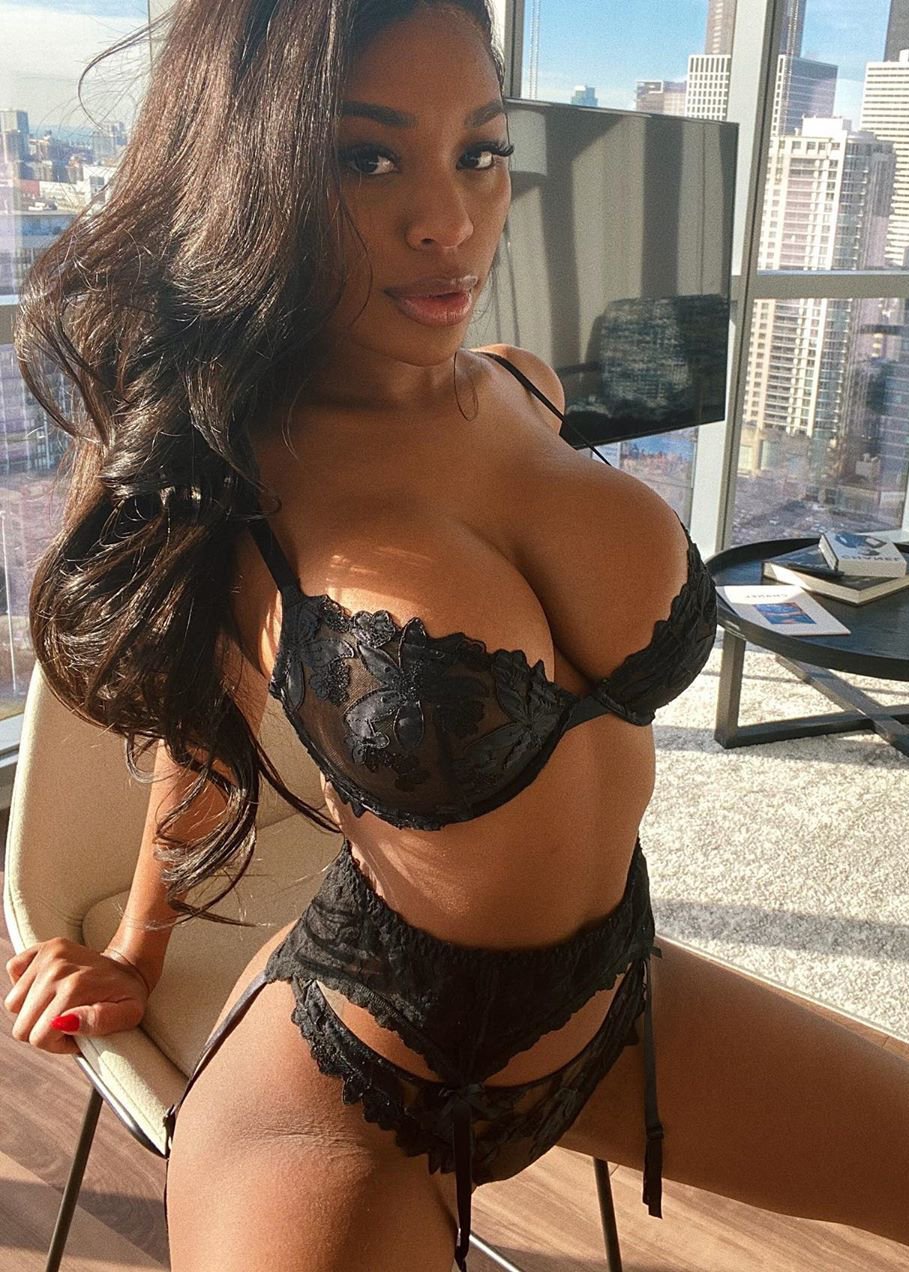 Aubree Rene - Free nude pics, galleries & more at Babepedia