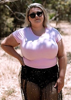 Audrey Aura (BBW) image 3 of 4