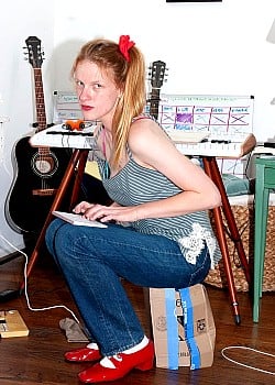 Audrey Hobert image 2 of 2