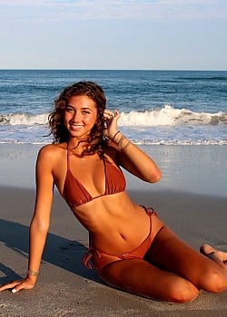 Ava Cingiser image 2 of 4
