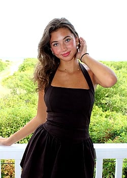 Ava Cingiser image 3 of 4