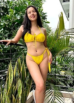 Ava Mendez image 2 of 2