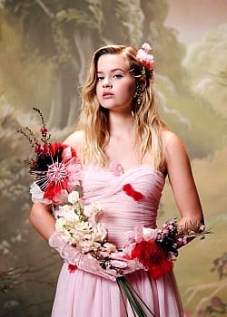 Ava Phillippe image 2 of 4