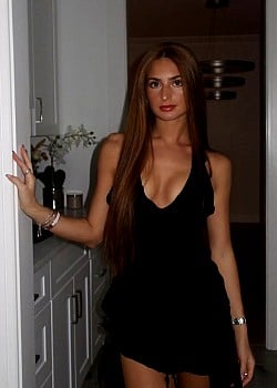 Ava Zazza image 2 of 4