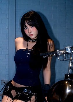 Awai Chan image 2 of 3