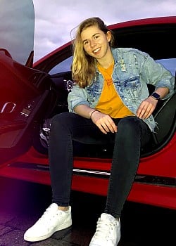 Awesome Elina image 2 of 4