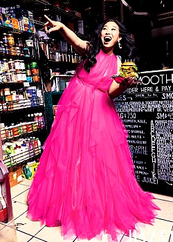 Awkwafina image 3 of 3