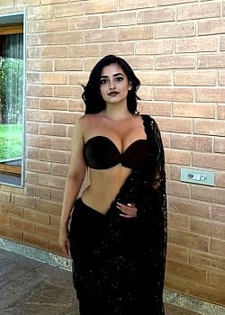 Ayah Shruti image 2 of 4