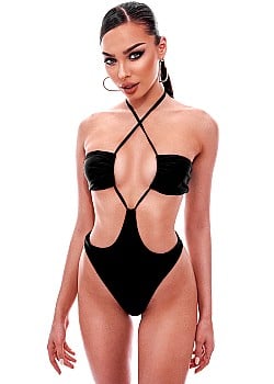 Aylin Bobeva image 4 of 4