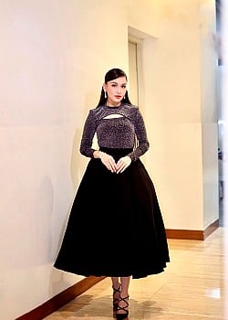 Ayu Tingting image 3 of 4