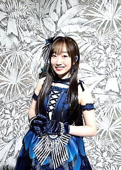 Azusa Tadokoro image 2 of 4