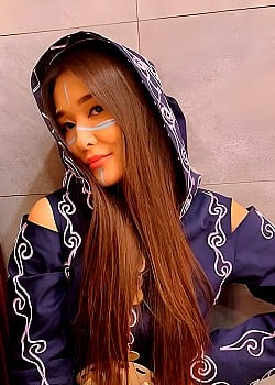 Azyan image 2 of 4