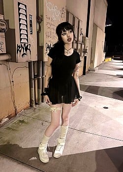 B4il3e image 2 of 3