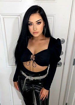 Baddie Madi image 3 of 4