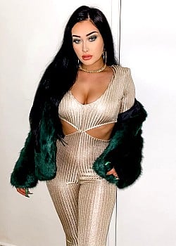 Baddie Madi image 4 of 4