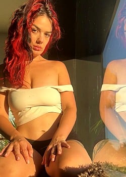 BadgalGigi image 2 of 4