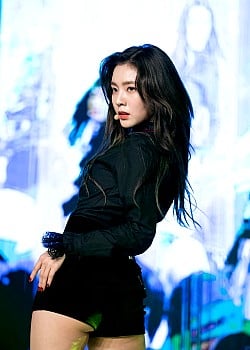 Bae Joo-hyun image 3 of 4