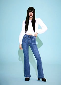 Bae Suzy image 4 of 4