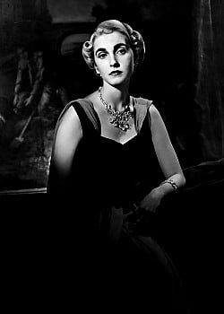 Barbara Hutton image 1 of 1
