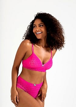 Barbara Reis image 3 of 3
