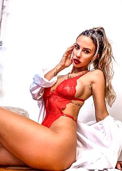 Barbie Ferrari image 2 of 4