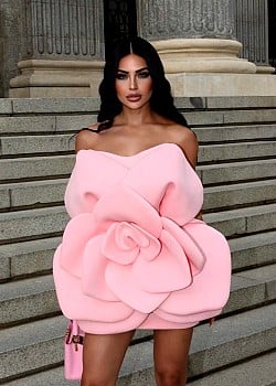 Basak Akdeniz image 2 of 4
