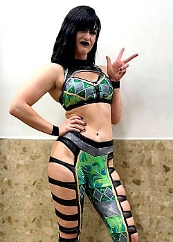 Bea Priestley image 3 of 4