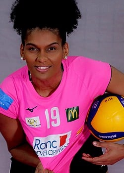 Beatriz Santos image 2 of 2