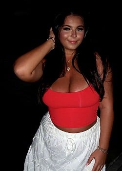 Becca Sconzo image 4 of 4