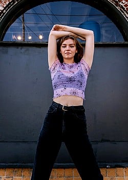 Bella DeLong image 2 of 2