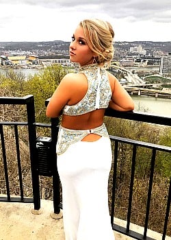 Bella Hamm image 2 of 4