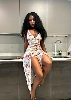 Bella Nympho Bailey image 2 of 2