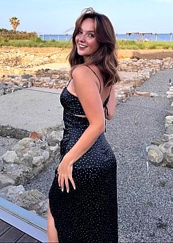 Bella Prichard image 2 of 3