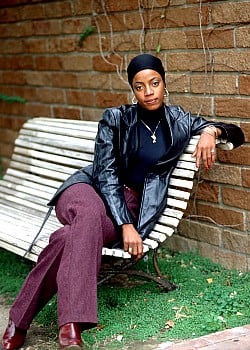 Bern Nadette Stanis image 2 of 2