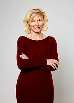 Beth Broderick image 4 of 4