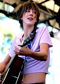 Beth Orton image 4 of 4