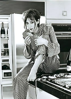 Beth Orton image 1 of 4
