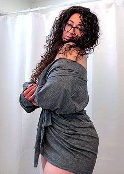 Beth Rona image 2 of 2