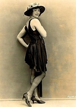 Betty Compson image 3 of 4