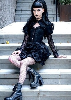 Bevellystrange image 4 of 4