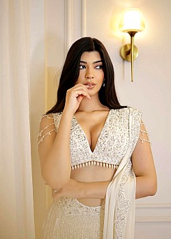 Bhavna Monga image 4 of 4