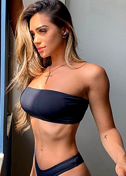 Bianca Rodrigues image 2 of 2