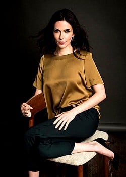 Bitsie Tulloch image 4 of 5