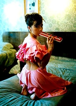Bjork image 3 of 3