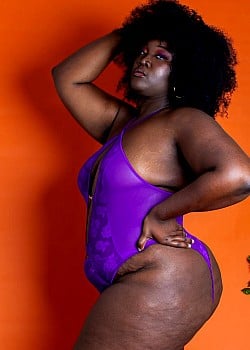 Bobbi Symone image 4 of 4