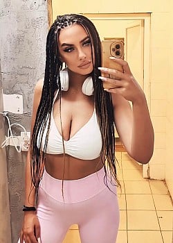 Bojana Nikolic image 4 of 4