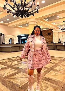 Bosslady image 1 of 1