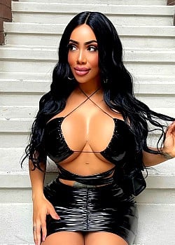 Breana Bowens image 3 of 3